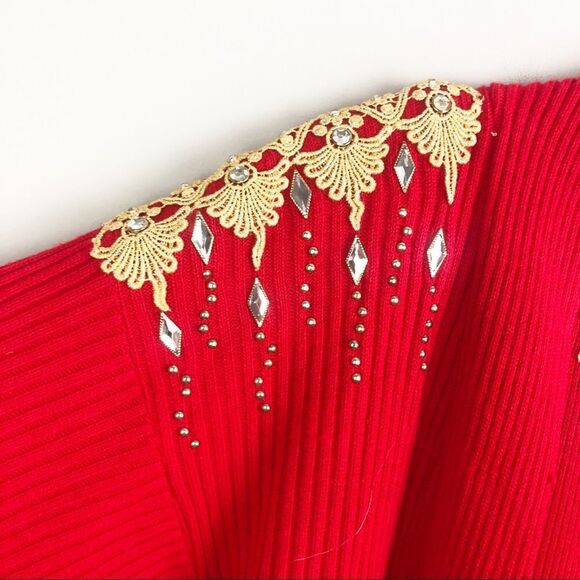 FOCUS USA | Vintage Sweater Set Red Gold Embellished Sleeveless Top & Cardigan - Picture 4 of 12